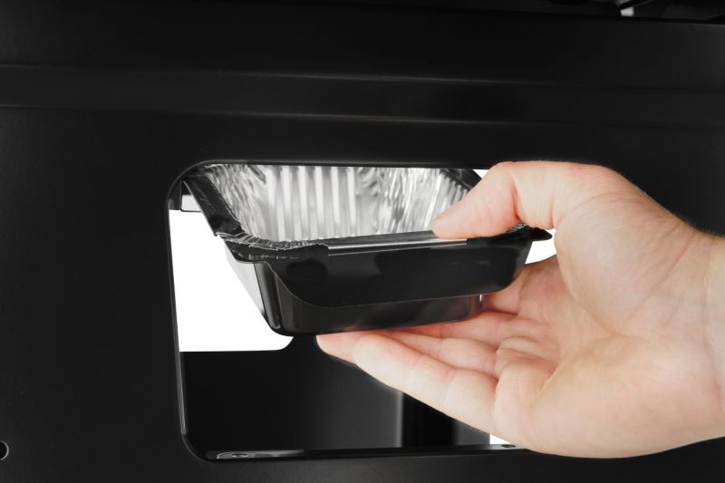 NAPOLEON® Freestyle™ 365, 3 Hauptbrenner mit Tür, Schwarz