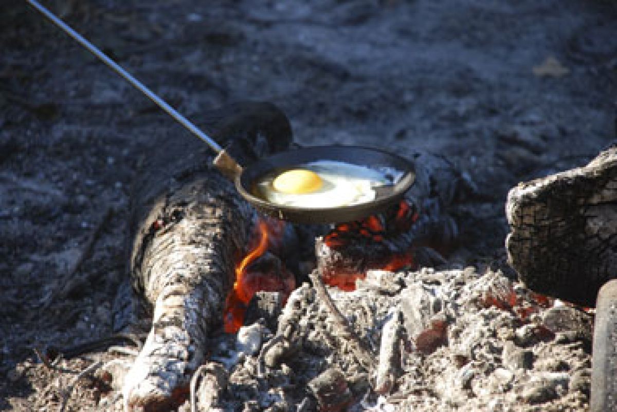 Lagerfeuer-Bratpfanne, langstielig
