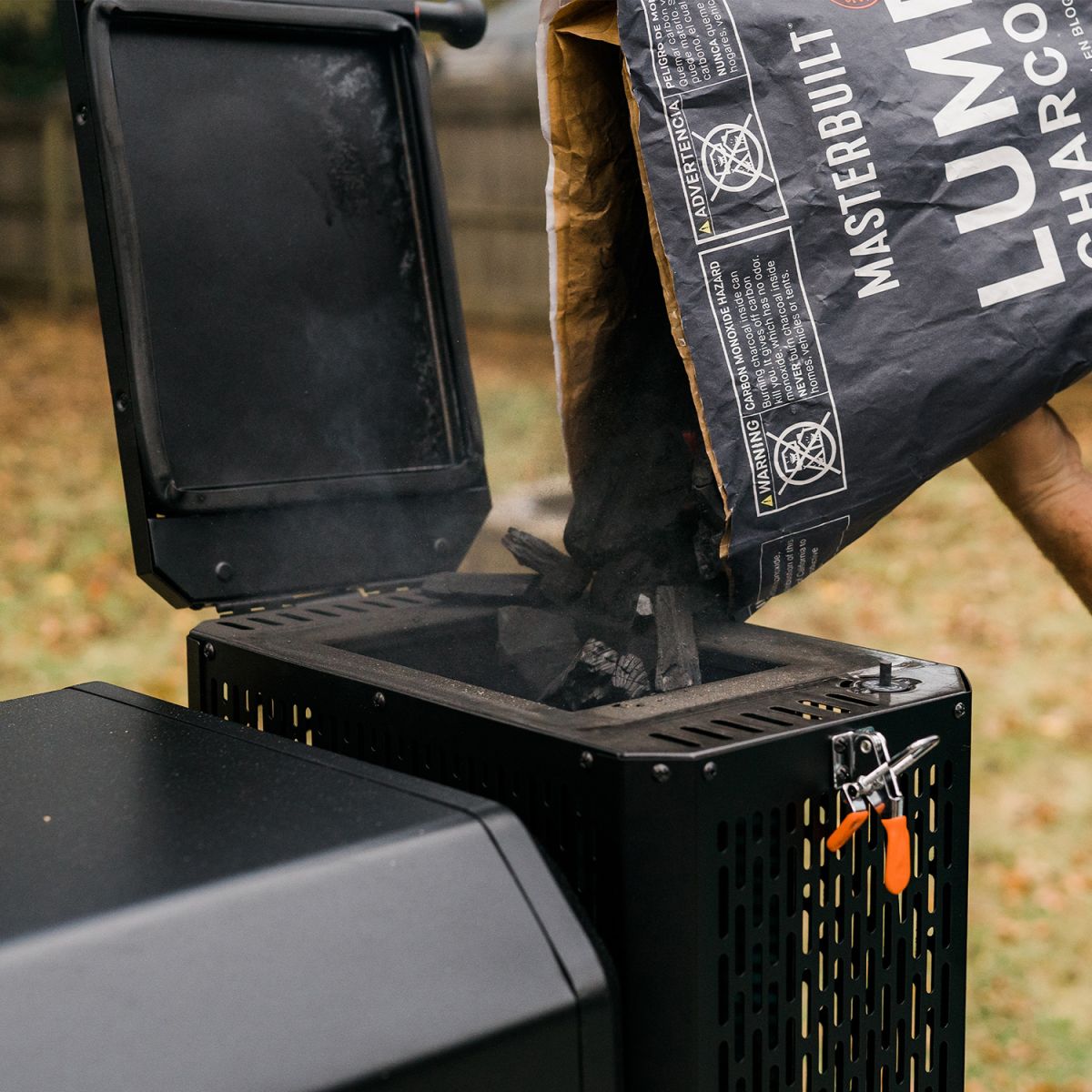 MASTERBUILT GRAVITY FED 1050