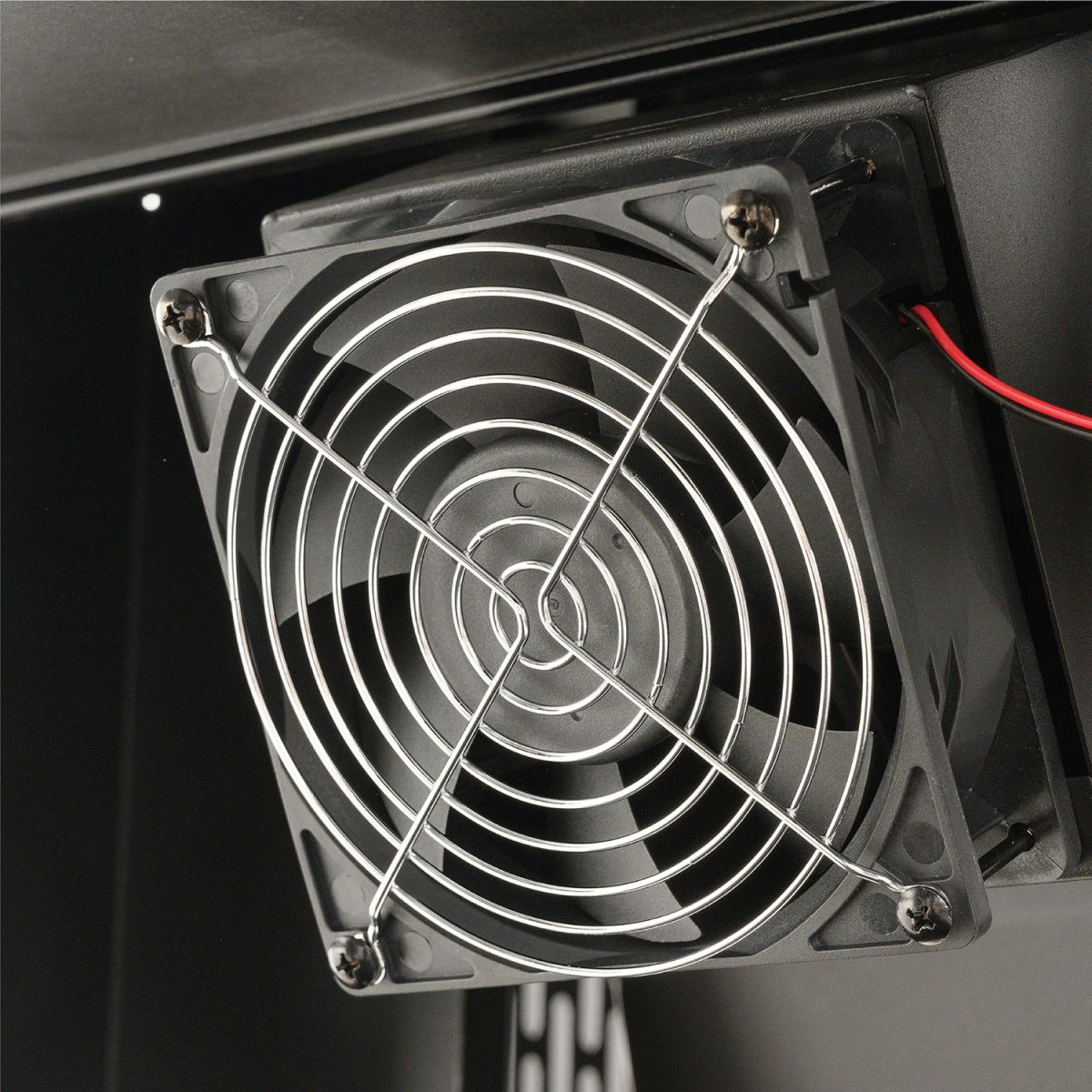 MASTERBUILT Gravity Series™ 1150 Digital Charcoal BBQ & Smoker